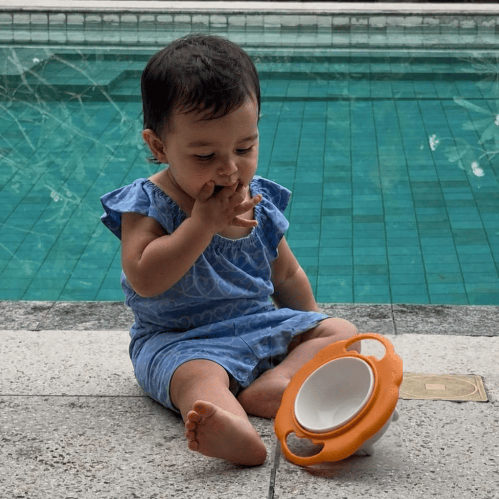 PawBowl 360° Rotating Spill-Proof Kids Bowl